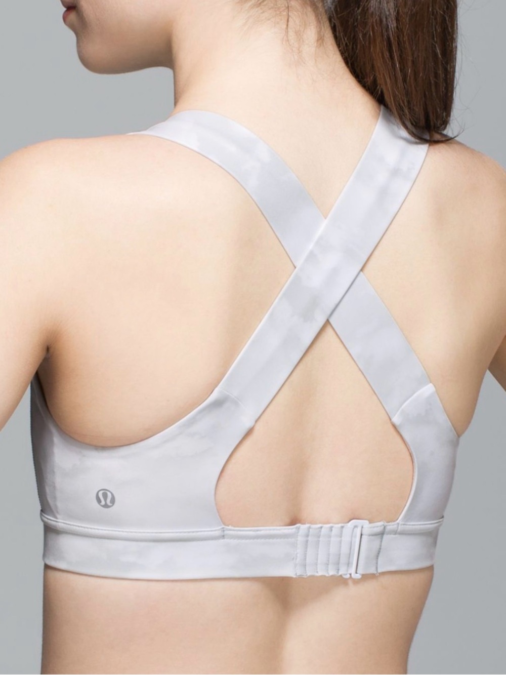 Lululemon All Sport Bra Adjustable Size 6 Nimbus Puff White Cloud Silver Gray